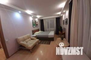 1-к квартира, посуточно, 33м2, 7/10 этаж