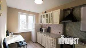 2-к квартира, посуточно, 47м2, 1/1 этаж