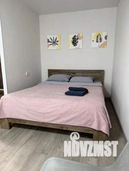 1-к квартира, посуточно, 32м2, 1/1 этаж