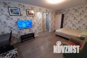 2-к квартира, посуточно, 45м2, 5/5 этаж