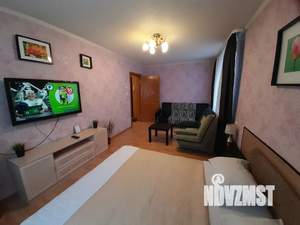 1-к квартира, посуточно, 33м2, 2/10 этаж