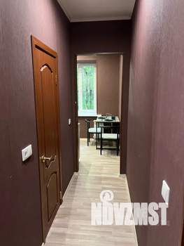 1-к квартира, посуточно, 35м2, 1/2 этаж