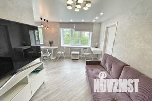 2-к квартира, посуточно, 45м2, 3/5 этаж