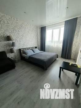 1-к квартира, посуточно, 41м2, 7/10 этаж