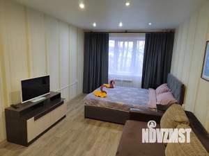 1-к квартира, посуточно, 38м2, 2/5 этаж