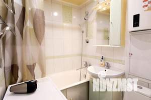 2-к квартира, посуточно, 42м2, 3/5 этаж