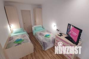 2-к квартира, посуточно, 46м2, 2/5 этаж