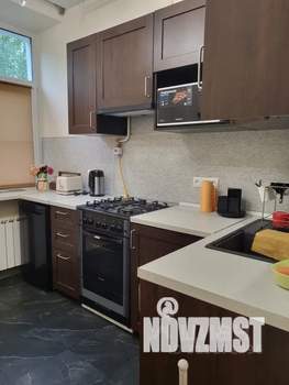 2-к квартира, посуточно, 58м2, 1/5 этаж