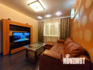 1-к квартира, посуточно, 50м2, 1/1 этаж