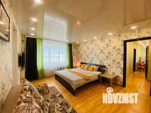 3-к квартира, посуточно, 54м2, 1/1 этаж