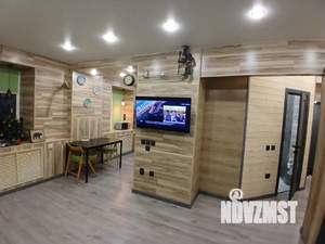 Студия квартира, посуточно, 35м2, 1/3 этаж
