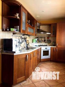 2-к квартира, посуточно, 80м2, 1/1 этаж