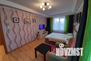 1-к квартира, посуточно, 33м2, 4/10 этаж
