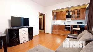 3-к квартира, посуточно, 76м2, 1/1 этаж