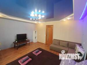 1-к квартира, посуточно, 105м2, 1/1 этаж