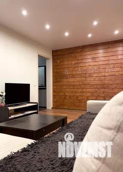 2-к квартира, посуточно, 45м2, 1/5 этаж