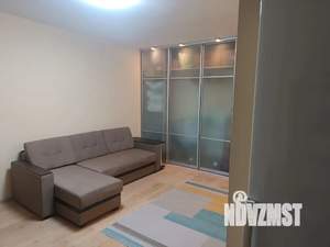 Студия квартира, посуточно, 30м2, 4/5 этаж