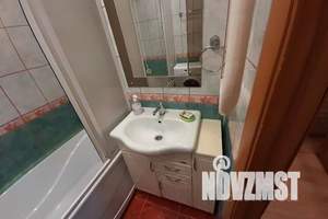 1-к квартира, посуточно, 33м2, 3/10 этаж