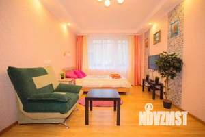 1-к квартира, посуточно, 33м2, 1/1 этаж