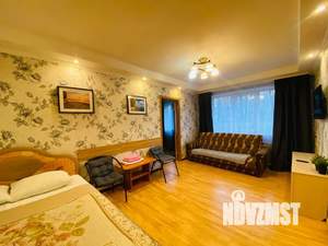 2-к квартира, посуточно, 45м2, 1/5 этаж
