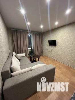 1-к квартира, посуточно, 35м2, 1/1 этаж