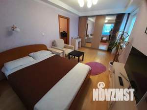 1-к квартира, посуточно, 33м2, 1/1 этаж