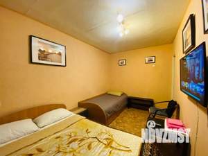 3-к квартира, посуточно, 54м2, 1/1 этаж