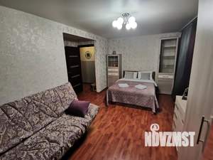 1-к квартира, посуточно, 40м2, 1/5 этаж