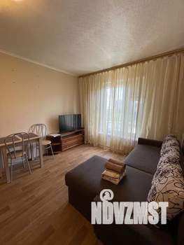 Студия квартира, посуточно, 17м2, 6/9 этаж