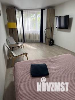 1-к квартира, посуточно, 32м2, 1/9 этаж