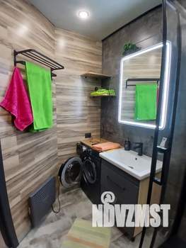 Студия квартира, посуточно, 35м2, 1/3 этаж