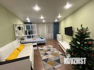 1-к квартира, посуточно, 41м2, 3/5 этаж