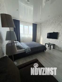 1-к квартира, посуточно, 41м2, 7/10 этаж