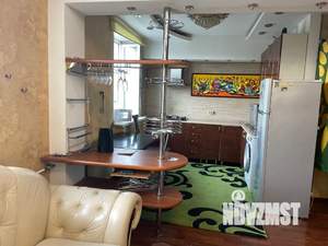 1-к квартира, посуточно, 56м2, 3/3 этаж