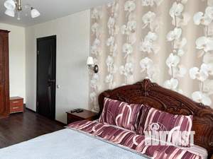 1-к квартира, посуточно, 44м2, 1/1 этаж