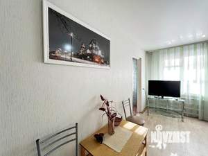 3-к квартира, посуточно, 54м2, 1/1 этаж