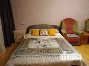 1-к квартира, посуточно, 32м2, 6/9 этаж