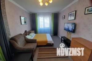 1-к квартира, посуточно, 33м2, 4/9 этаж