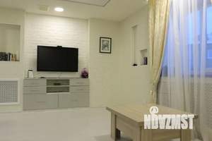Студия квартира, посуточно, 33м2, 4/5 этаж