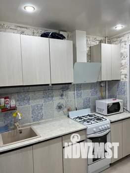 Студия квартира, посуточно, 28м2, 2/5 этаж