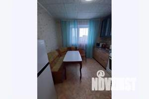1-к квартира, посуточно, 34м2, 8/10 этаж