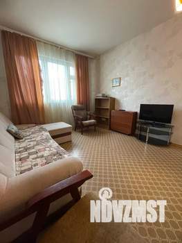 1-к квартира, посуточно, 40м2, 3/9 этаж