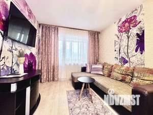 1-к квартира, посуточно, 47м2, 1/1 этаж