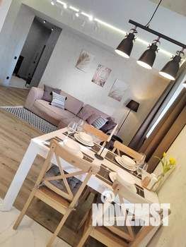 1-к квартира, посуточно, 60м2, 4/5 этаж