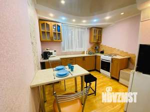 1-к квартира, посуточно, 32м2, 7/10 этаж