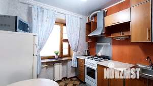 2-к квартира, посуточно, 42м2, 4/5 этаж