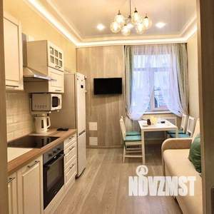 1-к квартира, посуточно, 63м2, 1/1 этаж