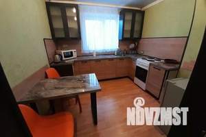 1-к квартира, посуточно, 33м2, 2/10 этаж