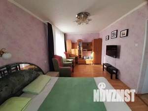 1-к квартира, посуточно, 33м2, 1/1 этаж