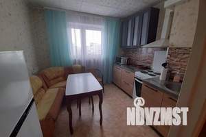 1-к квартира, посуточно, 34м2, 8/10 этаж